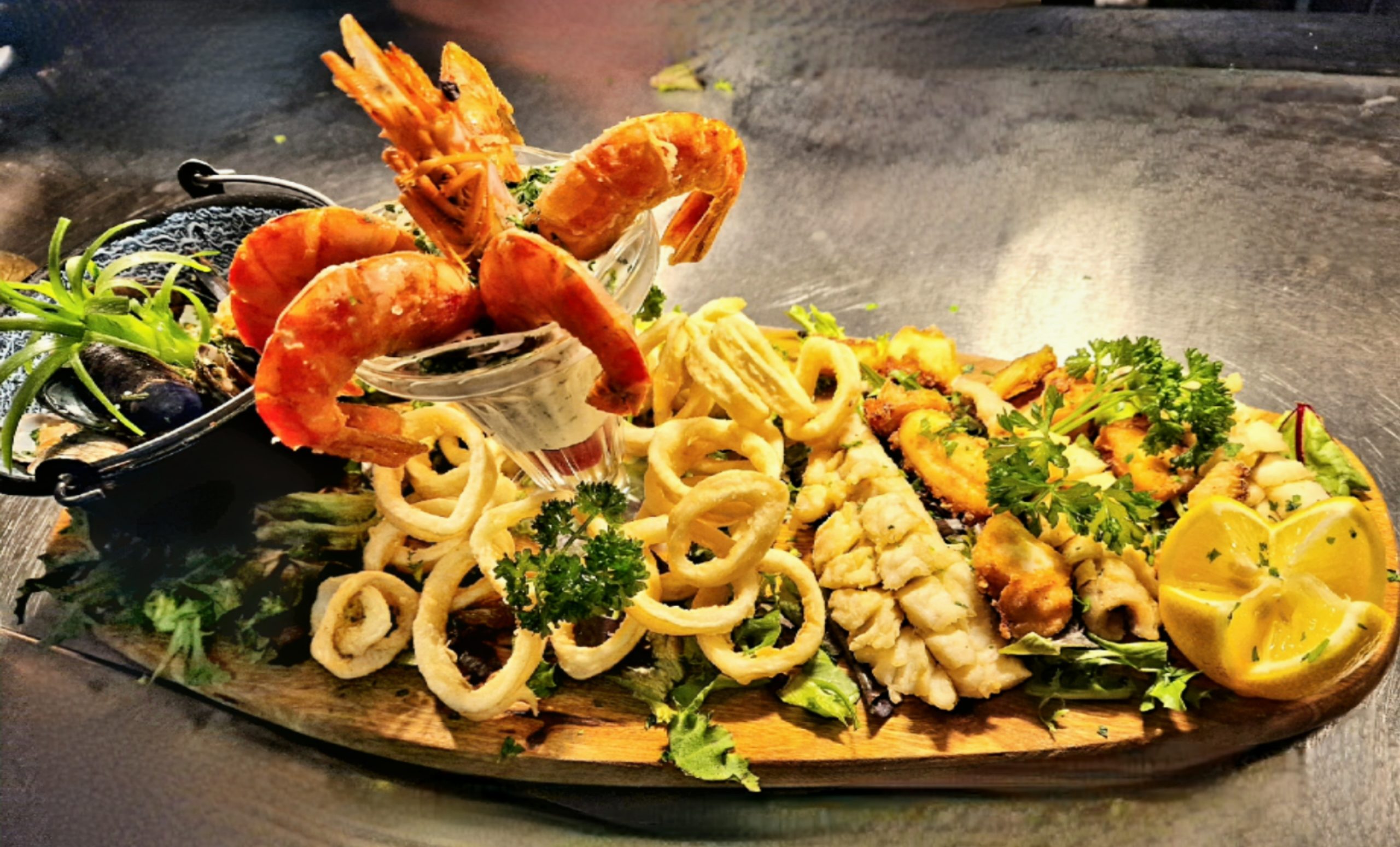 Fritto Misto for two
The catch of the day platter is a selection of fried fish and seafood - gives you a little of everything so you can savour the taste of the sea